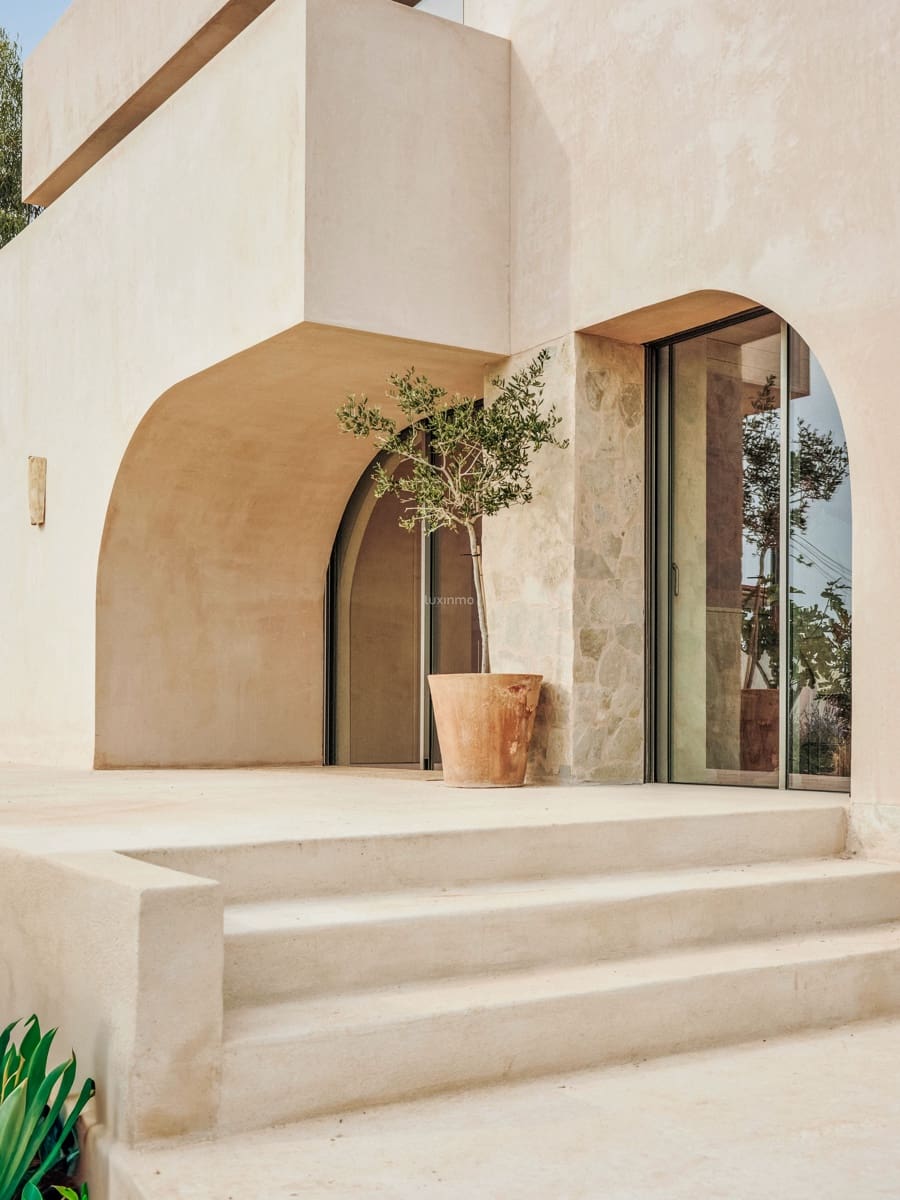 4 slaapkamer Villa te koop in El Campello met zwembad garage - € 1.650.000 (Ref: 10079610)