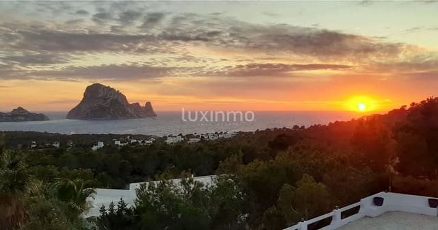 7 quarto Moradia para arrendar em Cala Vadella, San Jose / Sant Josep de Sa Talaia com piscina garagem - 17 000 € (Ref: 10079616)