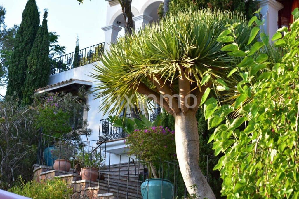 5 makuuhuone Huvila myytävänä paikassa Santa Eulalia / Santa Eularia mukana uima-altaan 
autotalli - 5 500 000 € (Ref: 10079619)
