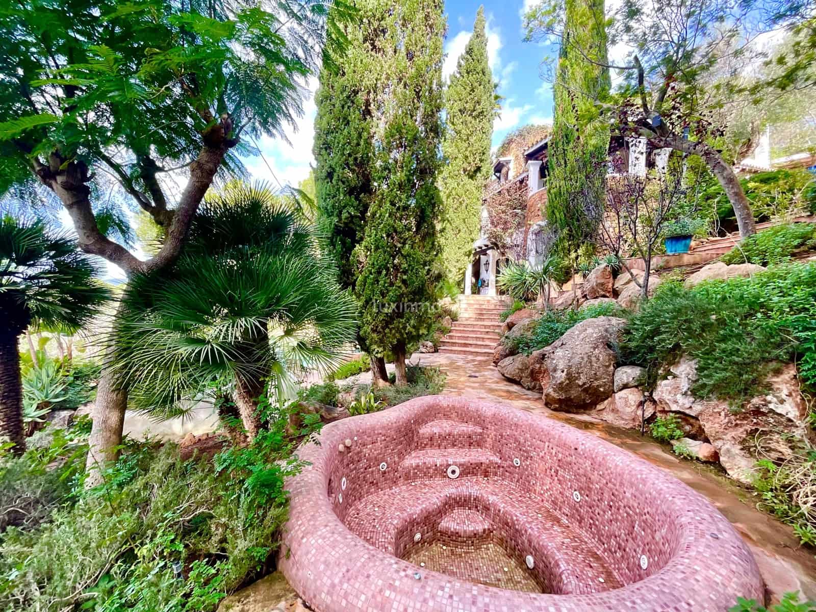 5 makuuhuone Huvila myytävänä paikassa Santa Eulalia / Santa Eularia mukana uima-altaan 
autotalli - 5 500 000 € (Ref: 10079619)