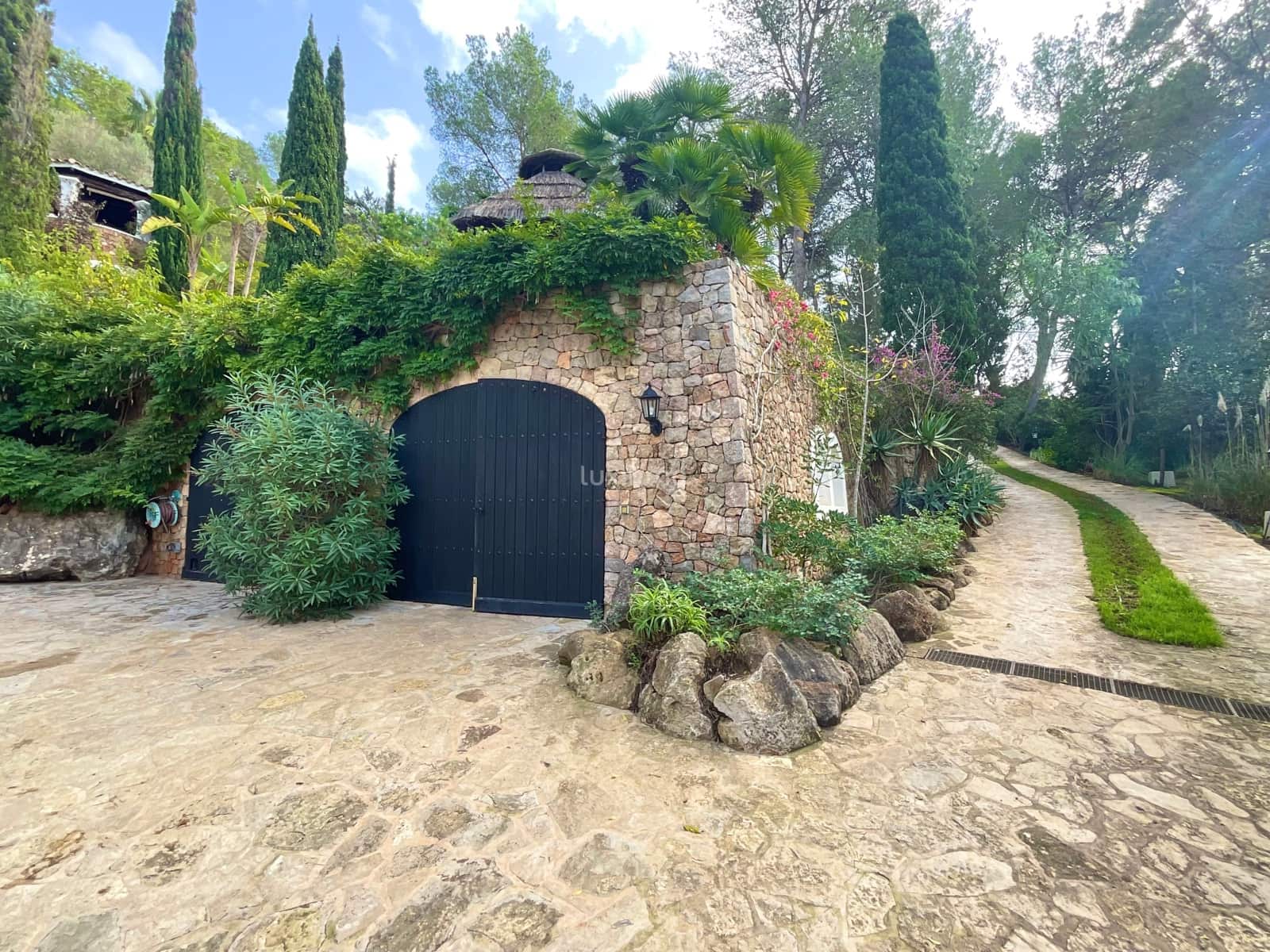 5 makuuhuone Huvila myytävänä paikassa Santa Eulalia / Santa Eularia mukana uima-altaan 
autotalli - 5 500 000 € (Ref: 10079619)