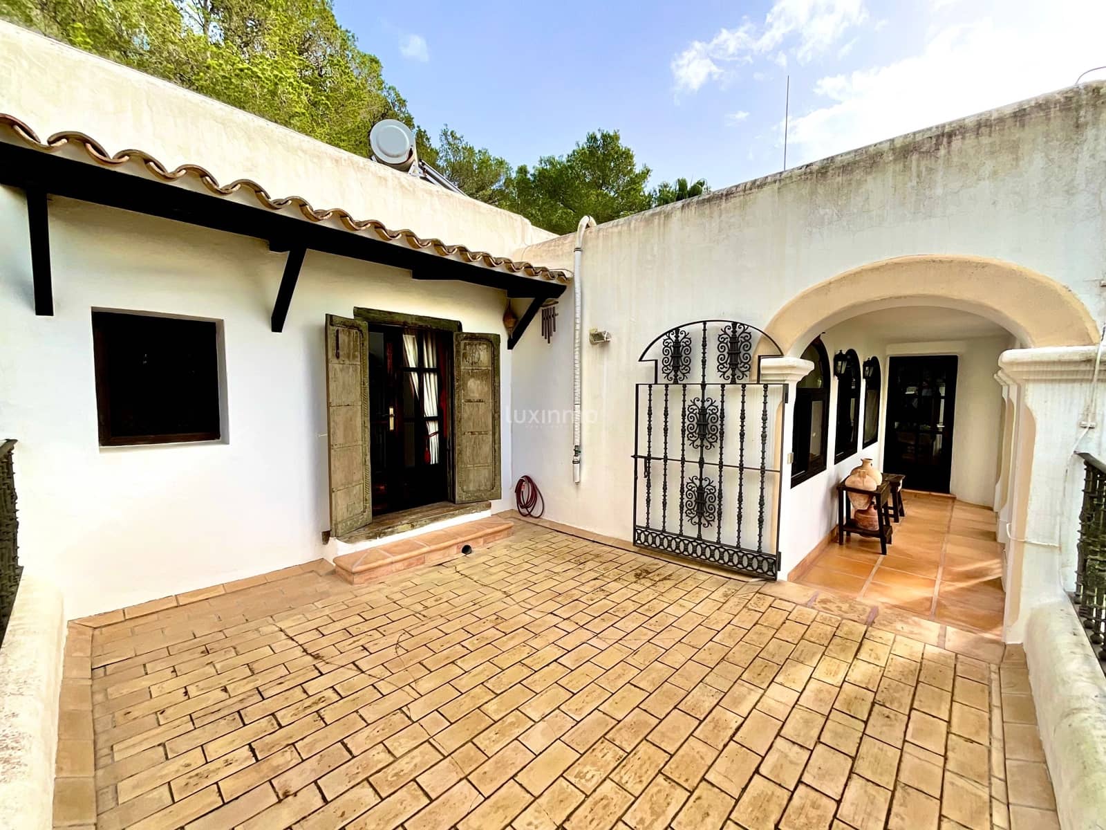 5 makuuhuone Huvila myytävänä paikassa Santa Eulalia / Santa Eularia mukana uima-altaan 
autotalli - 5 500 000 € (Ref: 10079619)