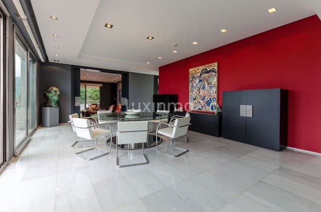 5 slaapkamer Villa te huur in Dénia met zwembad garage - € 10.000 (Ref: 10079625)