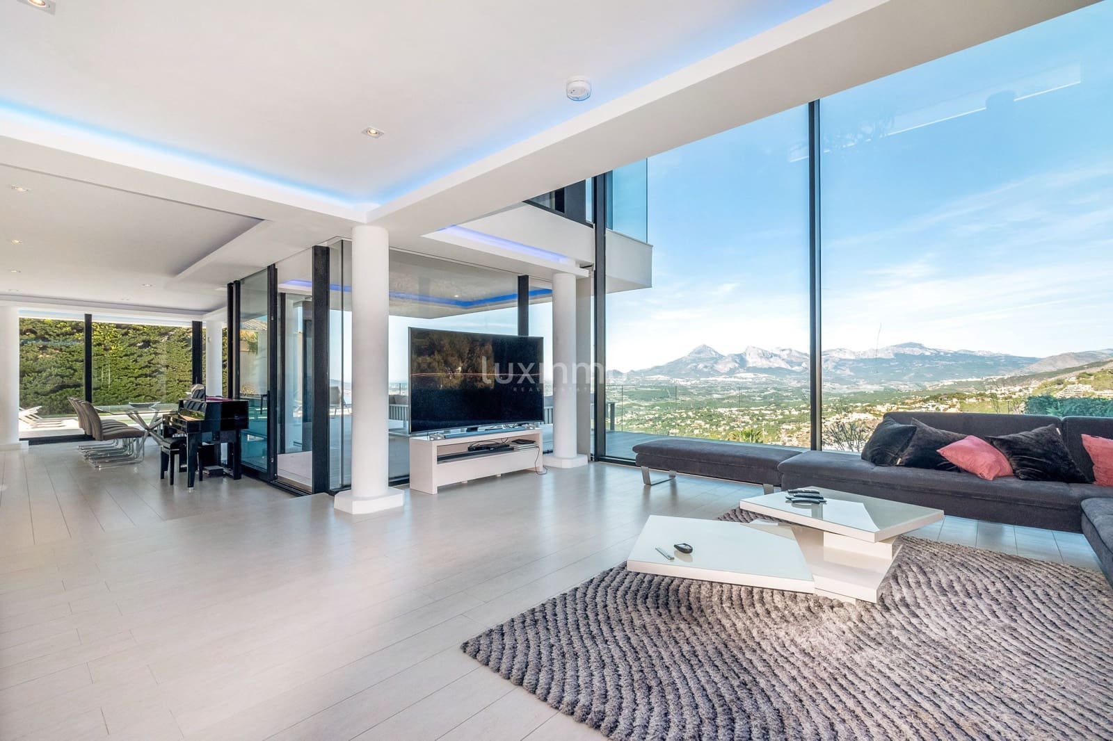 6 Zimmer Villa zu verkaufen in Altea mit Pool Garage - 2.490.000 € (Ref: 10079628)