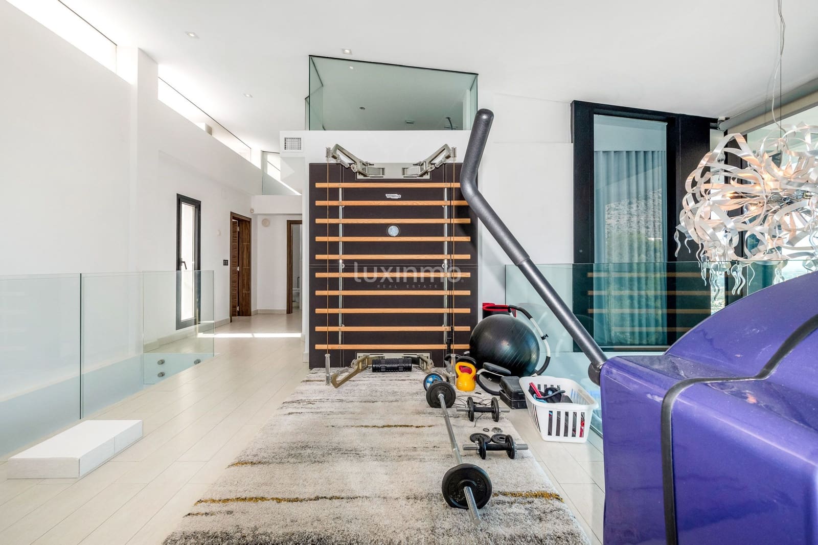 6 Zimmer Villa zu verkaufen in Altea mit Pool Garage - 2.490.000 € (Ref: 10079628)