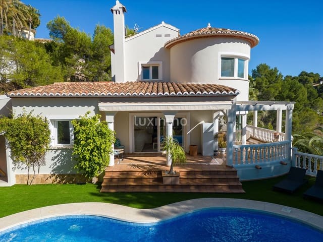 4 soveværelse Villa til salg i Altea med swimmingpool garage - € 990.000 (Ref: 10079630)