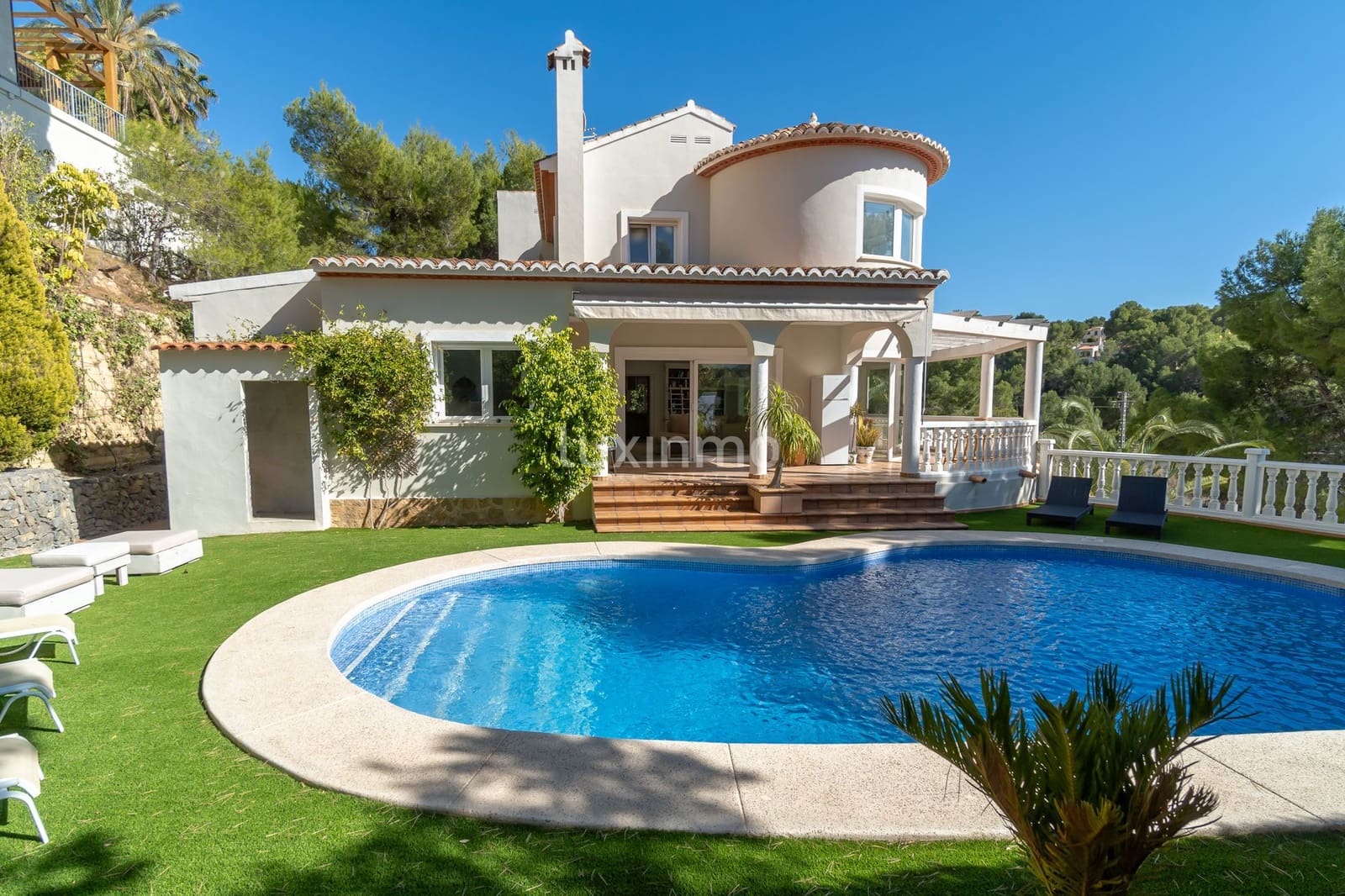 4 soveværelse Villa til salg i Altea med swimmingpool garage - € 990.000 (Ref: 10079630)