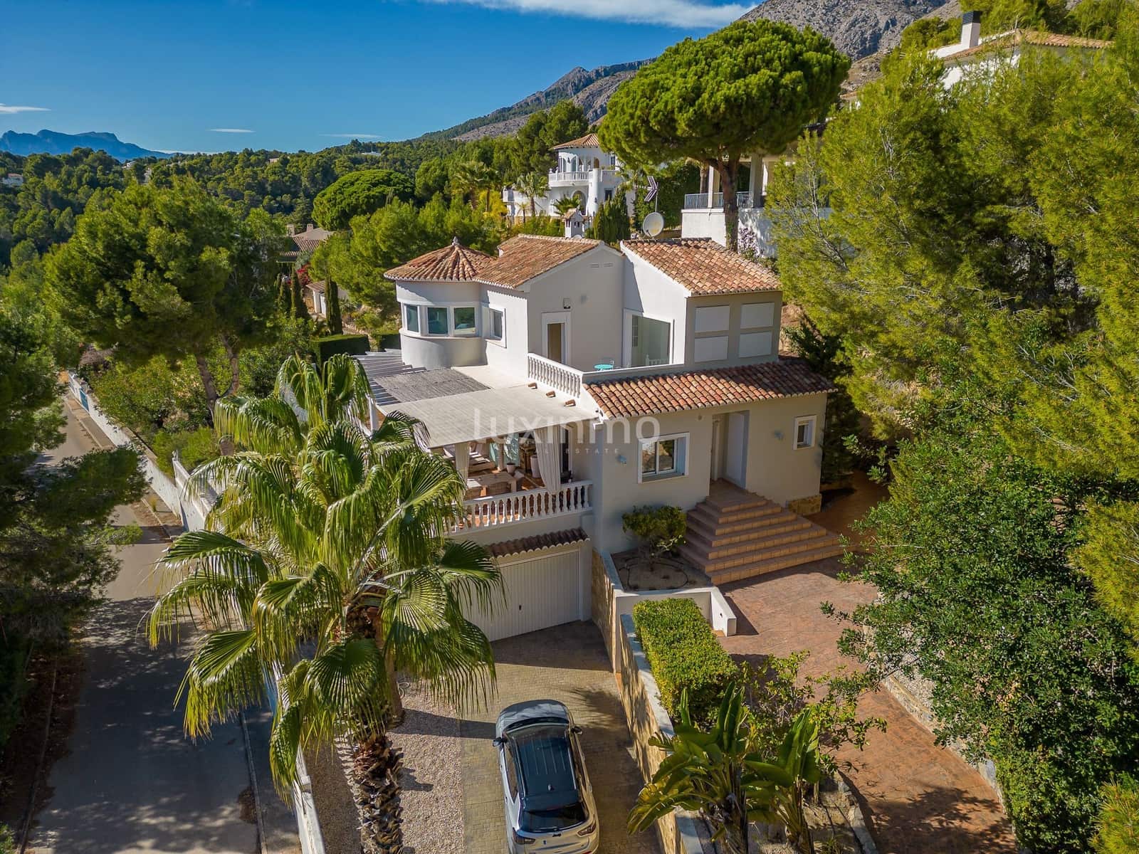 4 soveværelse Villa til salg i Altea med swimmingpool garage - € 990.000 (Ref: 10079630)