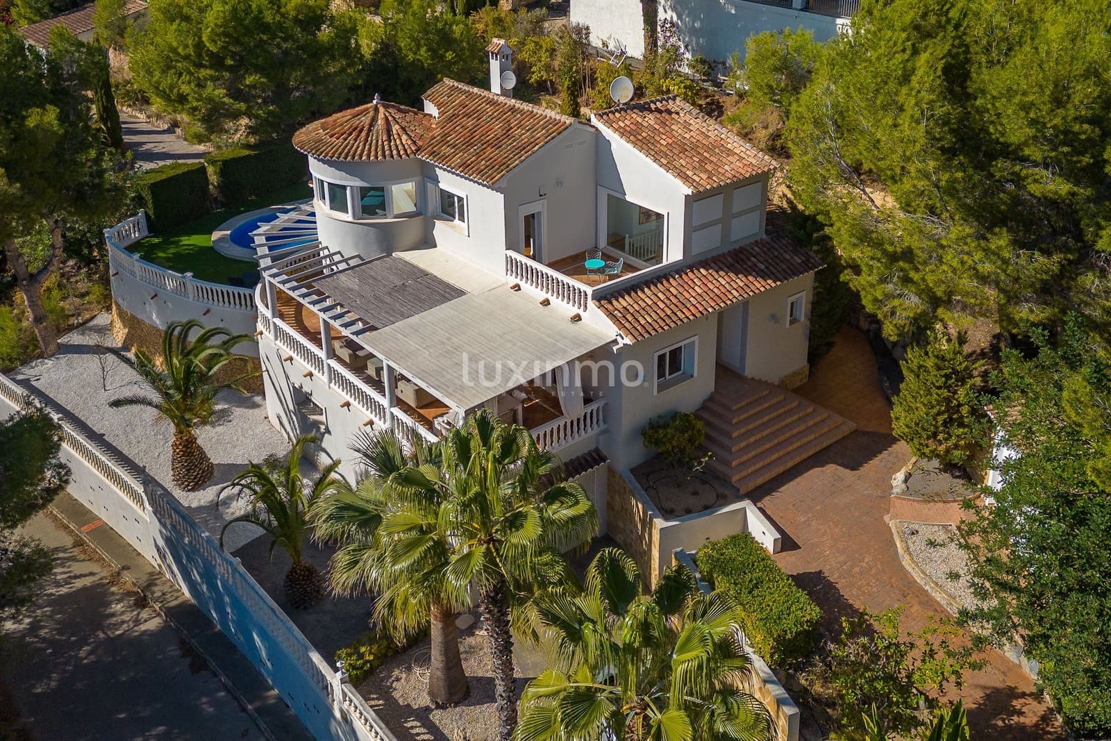 4 soveværelse Villa til salg i Altea med swimmingpool garage - € 990.000 (Ref: 10079630)