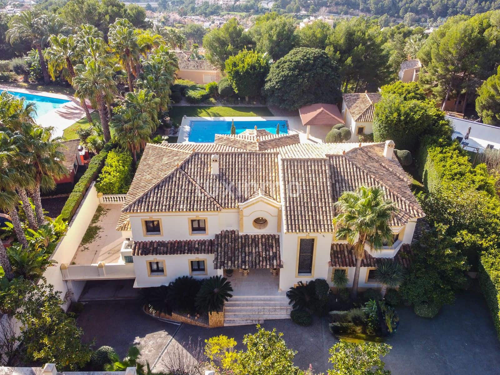 Chalet de 5 habitaciones en Altea en venta con piscina garaje - 2.450.000 € (Ref: 10079631)