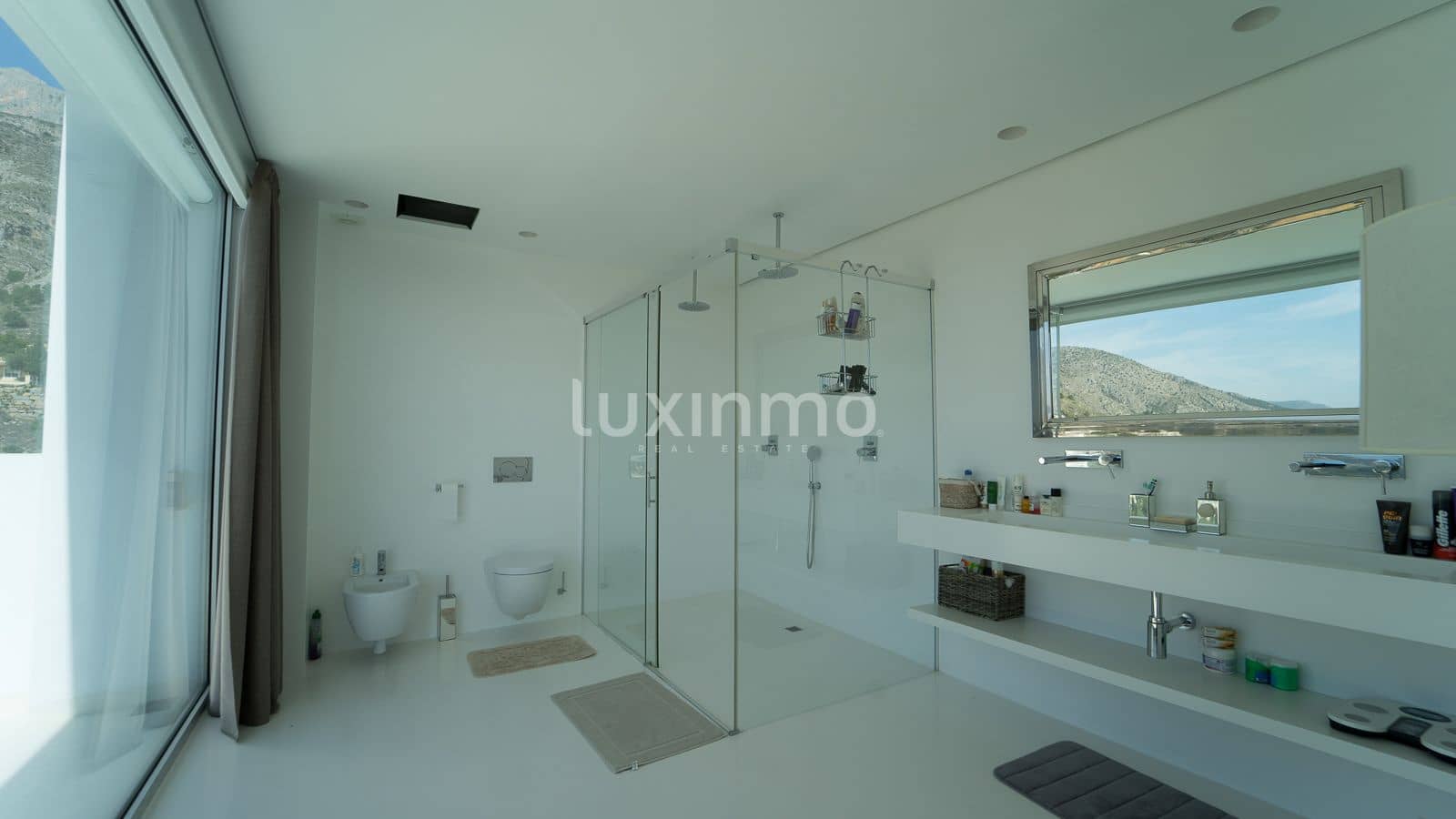 Villa/Maison de 5 chambres à louer à Altea avec piscine garage - 8 000 € (Ref: 10079632)