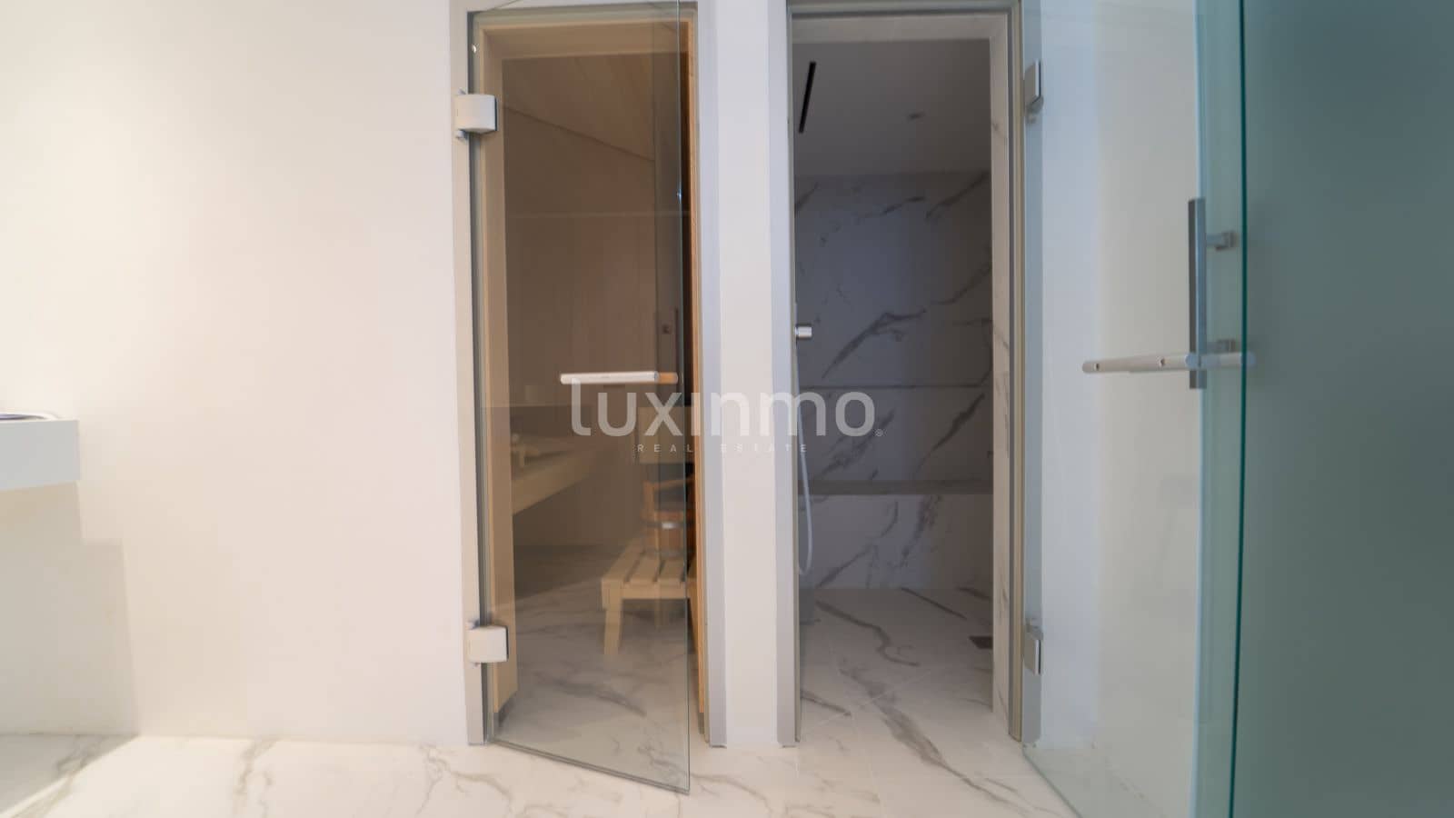 Villa/Maison de 5 chambres à louer à Altea avec piscine garage - 8 000 € (Ref: 10079632)