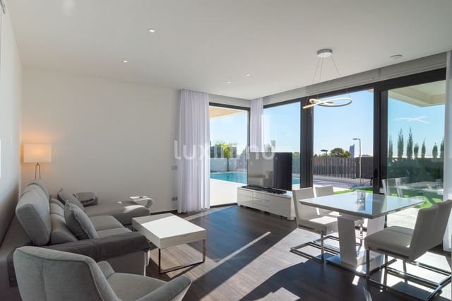 4 Zimmer Villa zu verkaufen in Finestrat mit Pool Garage - 1.590.000 € (Ref: 10079636)