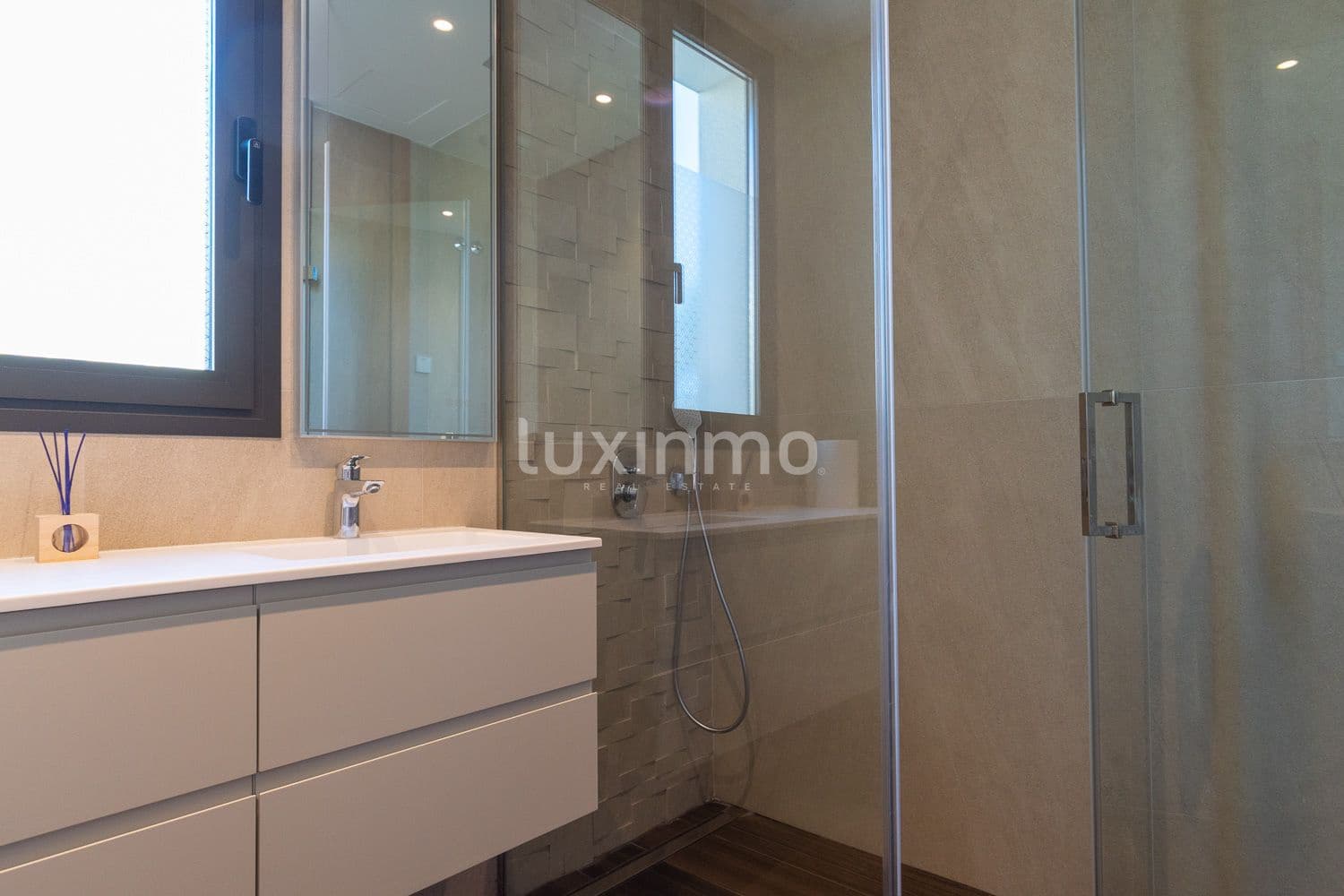 4 Zimmer Villa zu verkaufen in Finestrat mit Pool Garage - 1.590.000 € (Ref: 10079636)