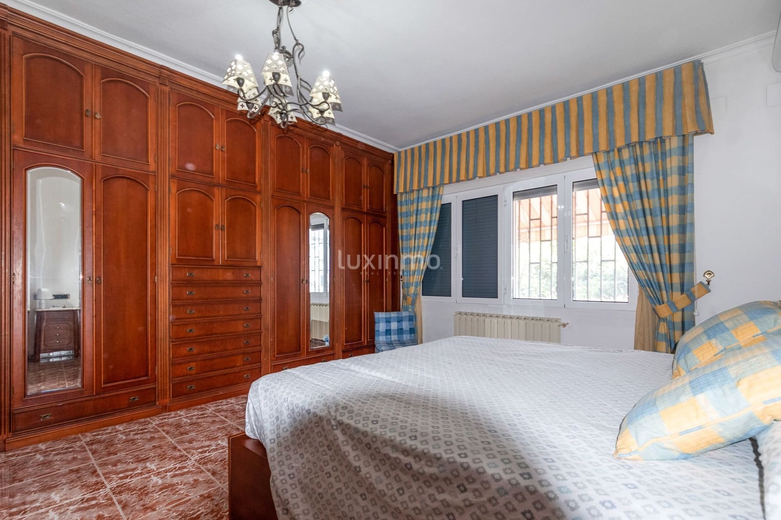 9 sypialnia Willa na sprzedaż w Albir z basenem garażem - 2 300 000 € (Ref: 10079643)
