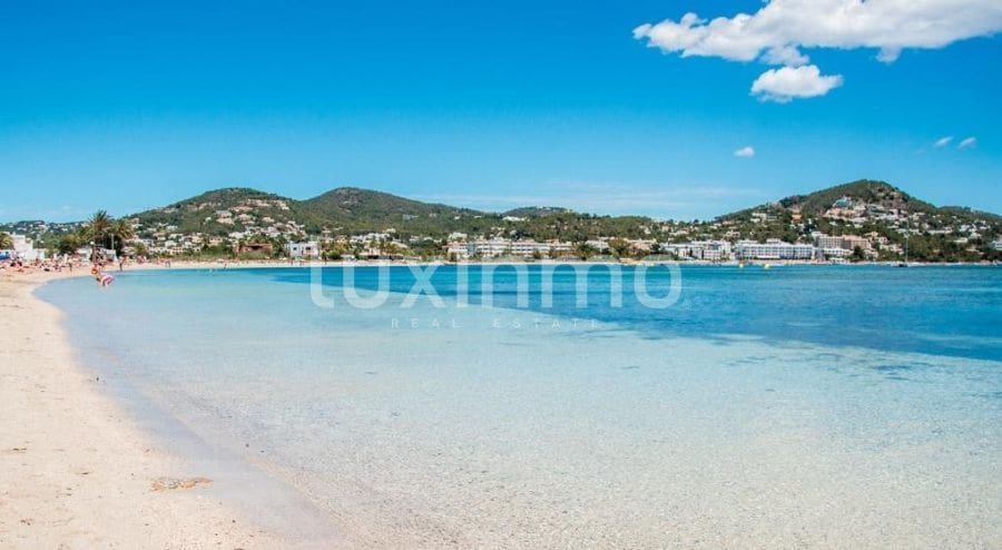 2 soveværelse Lejlighed til salg i Ibiza by med swimmingpool garage - € 1.004.410 (Ref: 10079644)