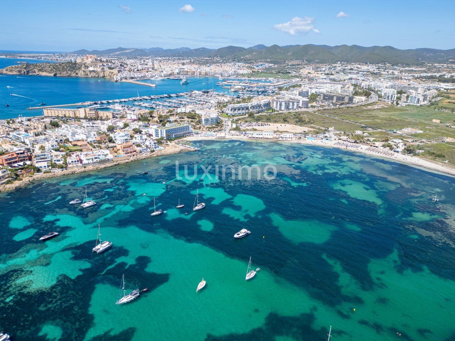 2 soveværelse Lejlighed til salg i Ibiza by med swimmingpool garage - € 1.004.410 (Ref: 10079644)