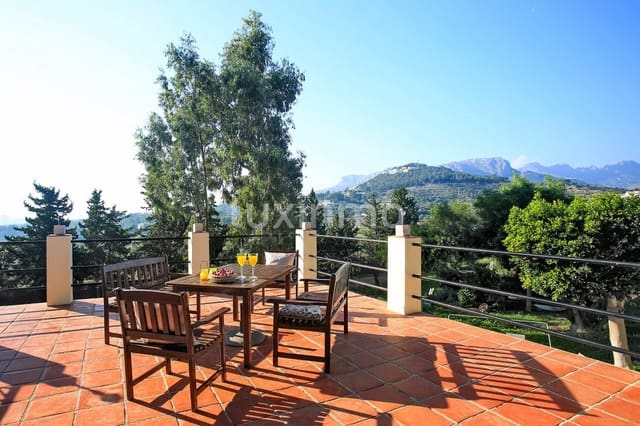 4 chambre Villa/Maison à vendre à Calpe / Calp avec piscine garage - 2 250 000 € (Ref: 10079646)