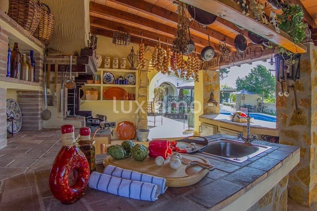 4 chambre Villa/Maison à vendre à Calpe / Calp avec piscine garage - 2 250 000 € (Ref: 10079646)