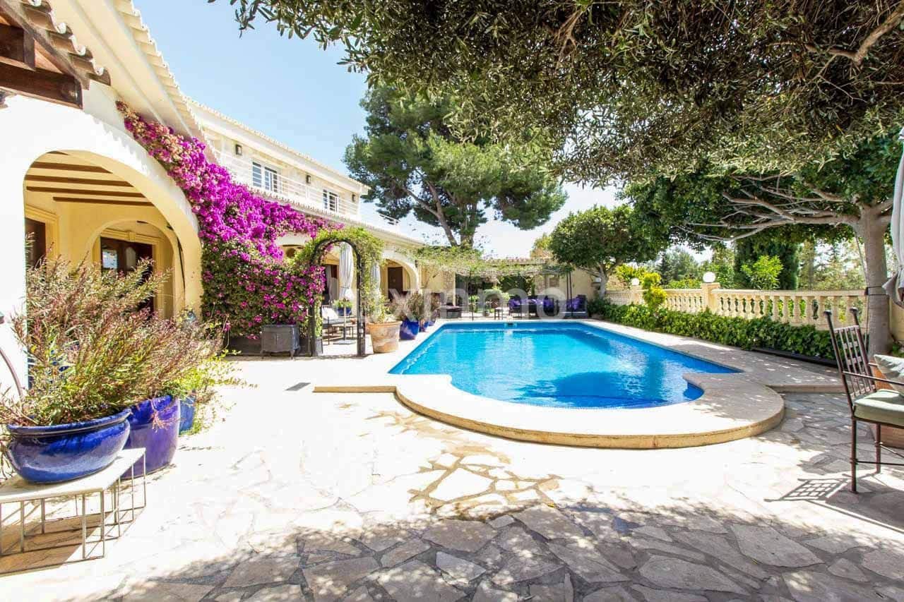 4 chambre Villa/Maison à vendre à Calpe / Calp avec piscine garage - 2 250 000 € (Ref: 10079646)