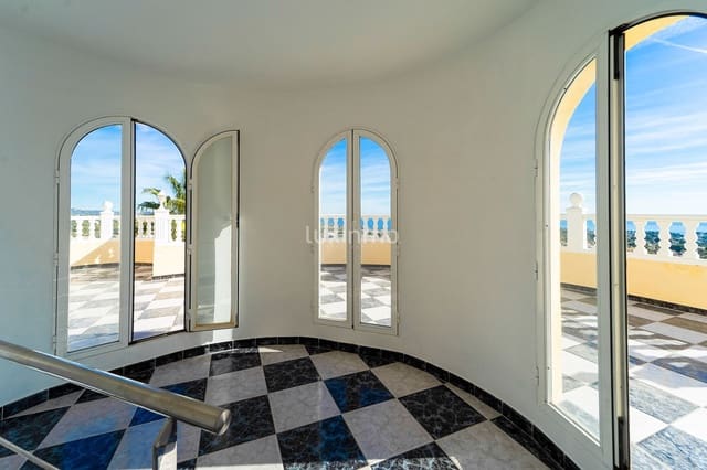 Chalet de 4 habitaciones en Cometa - Carrió, Calpe / Calp en venta con piscina garaje - 1.400.000 € (Ref: 10079648)