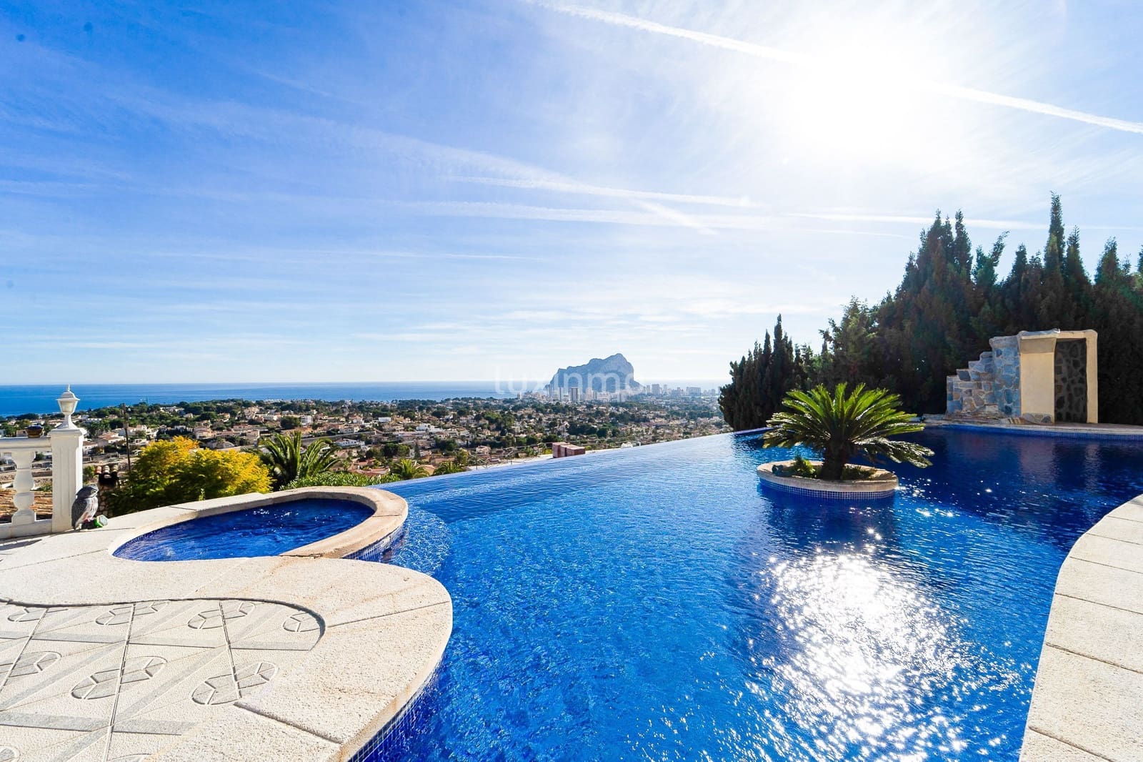 Chalet de 4 habitaciones en Calpe / Calp en venta con piscina garaje - 1.400.000 € (Ref: 10079648)