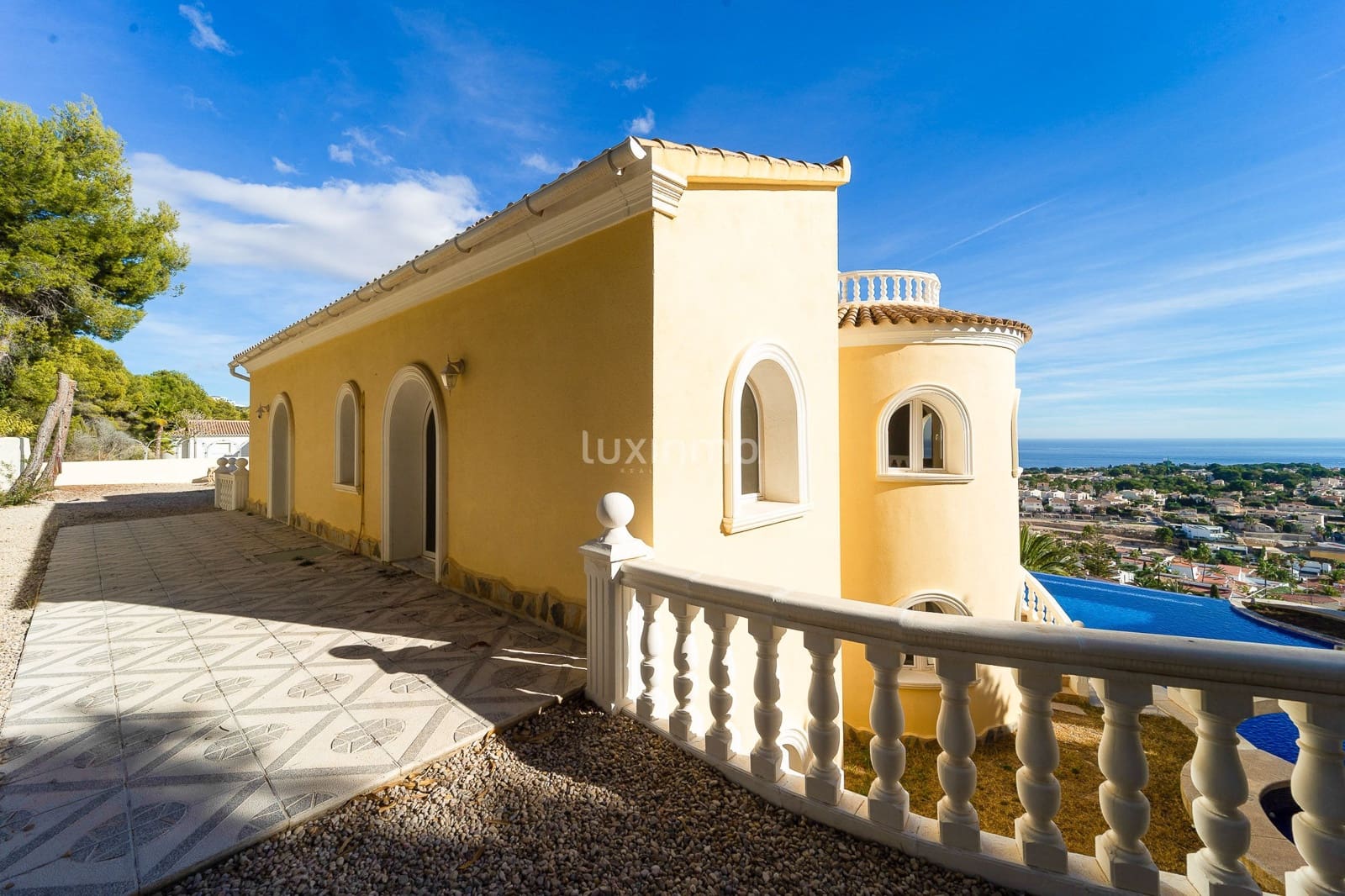 Chalet de 4 habitaciones en Calpe / Calp en venta con piscina garaje - 1.400.000 € (Ref: 10079648)