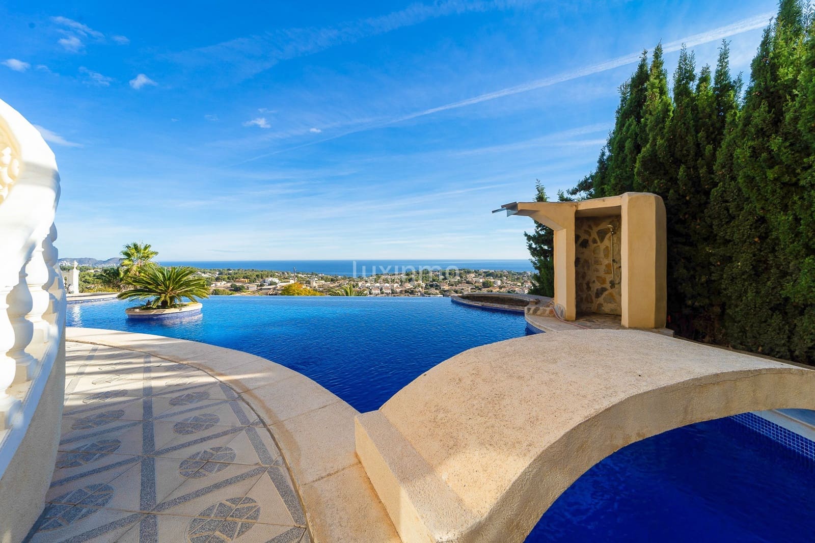 Chalet de 4 habitaciones en Calpe / Calp en venta con piscina garaje - 1.400.000 € (Ref: 10079648)