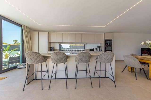 4 soveværelse Villa til salg i La Nucia med swimmingpool garage - € 1.175.000 (Ref: 10079649)
