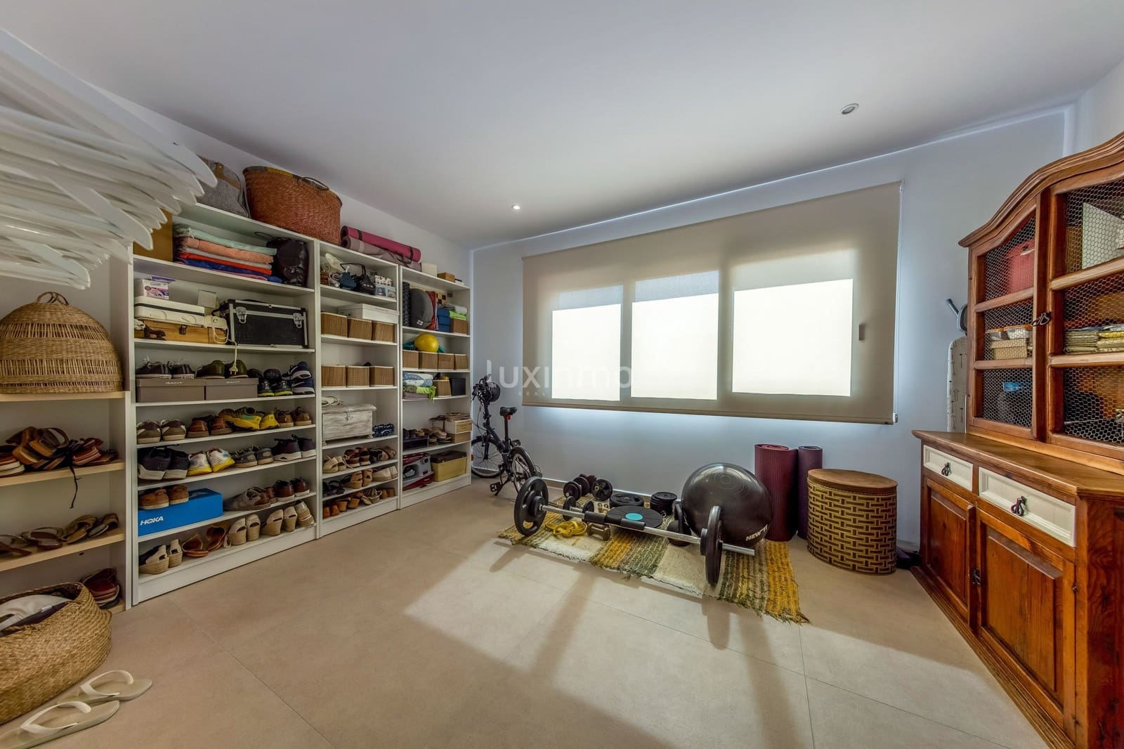 4 soveværelse Villa til salg i La Nucia med swimmingpool garage - € 1.175.000 (Ref: 10079649)
