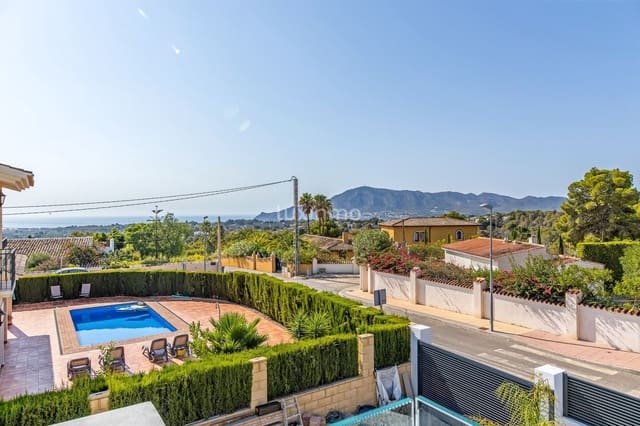 4 soveværelse Villa til salg i La Nucia med swimmingpool garage - € 1.175.000 (Ref: 10079649)