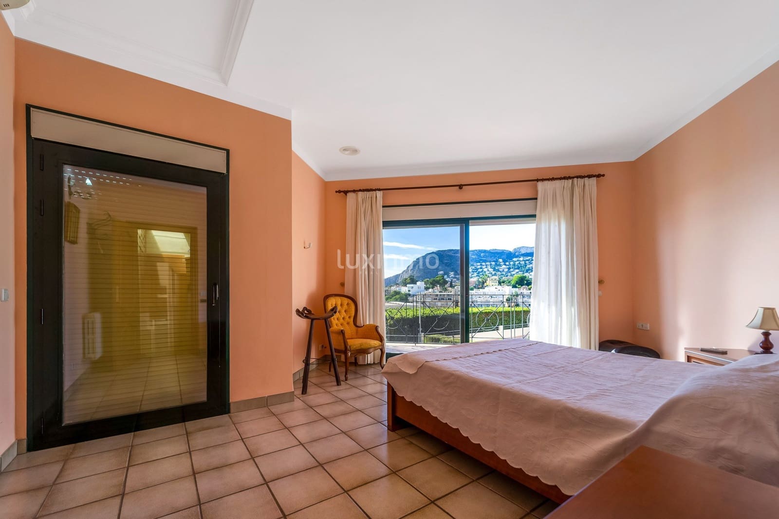 Chalet de 6 habitaciones en Calpe / Calp en venta con piscina garaje - 1.475.000 € (Ref: 10079652)