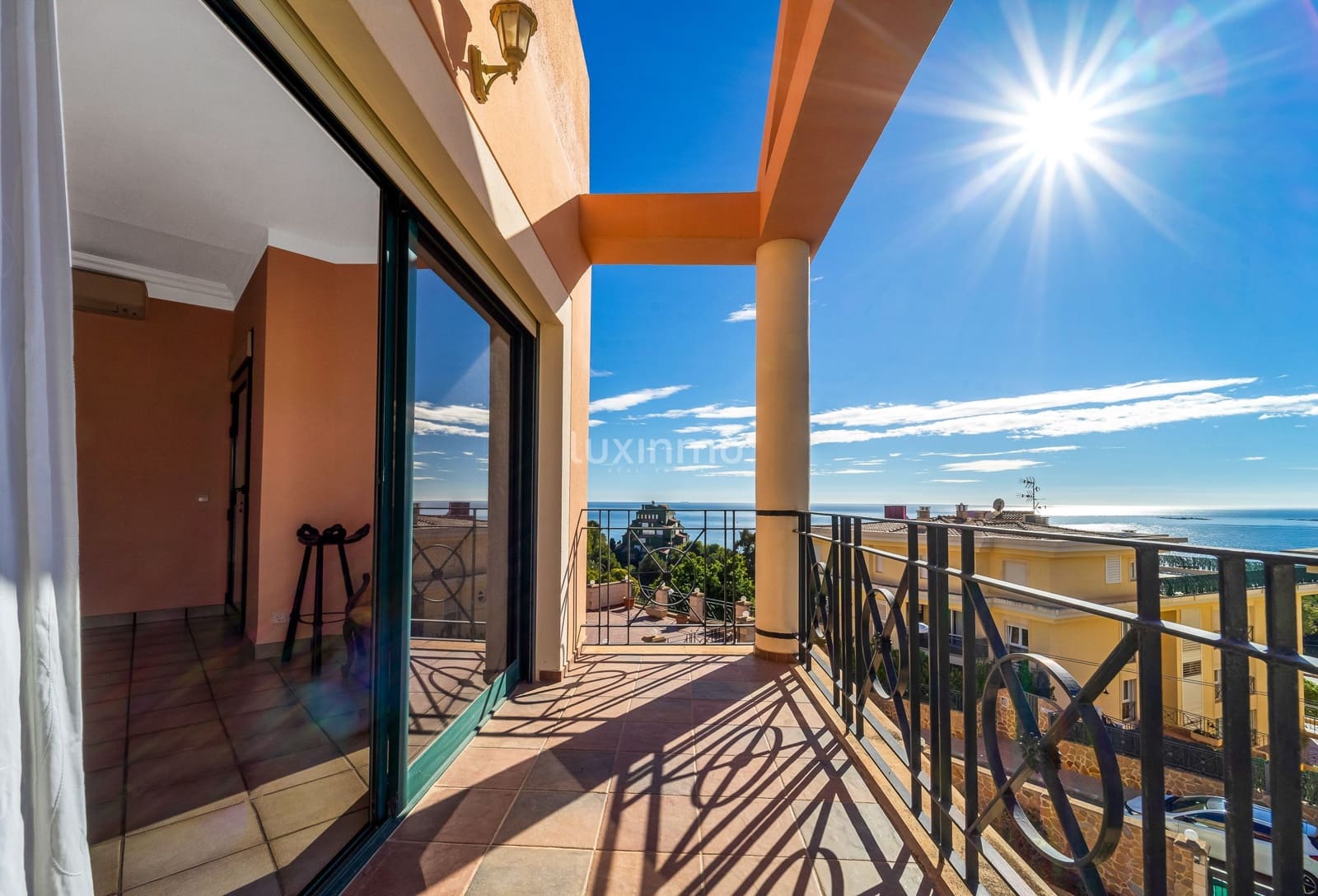 Chalet de 6 habitaciones en Calpe / Calp en venta con piscina garaje - 1.475.000 € (Ref: 10079652)