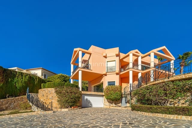 Chalet de 6 habitaciones en Calpe / Calp en venta con piscina garaje - 1.475.000 € (Ref: 10079652)