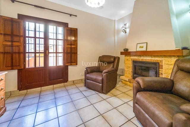 Chalet de 6 habitaciones en Calpe / Calp en venta con piscina garaje - 1.475.000 € (Ref: 10079652)