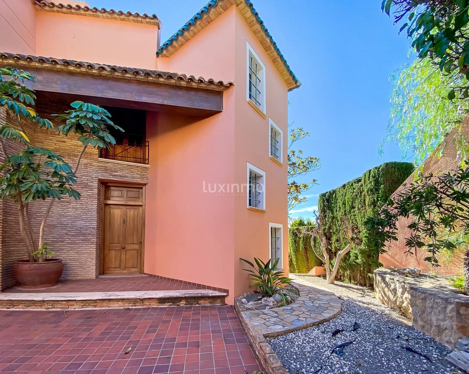 Chalet de 6 habitaciones en Calpe / Calp en venta con piscina garaje - 1.475.000 € (Ref: 10079652)