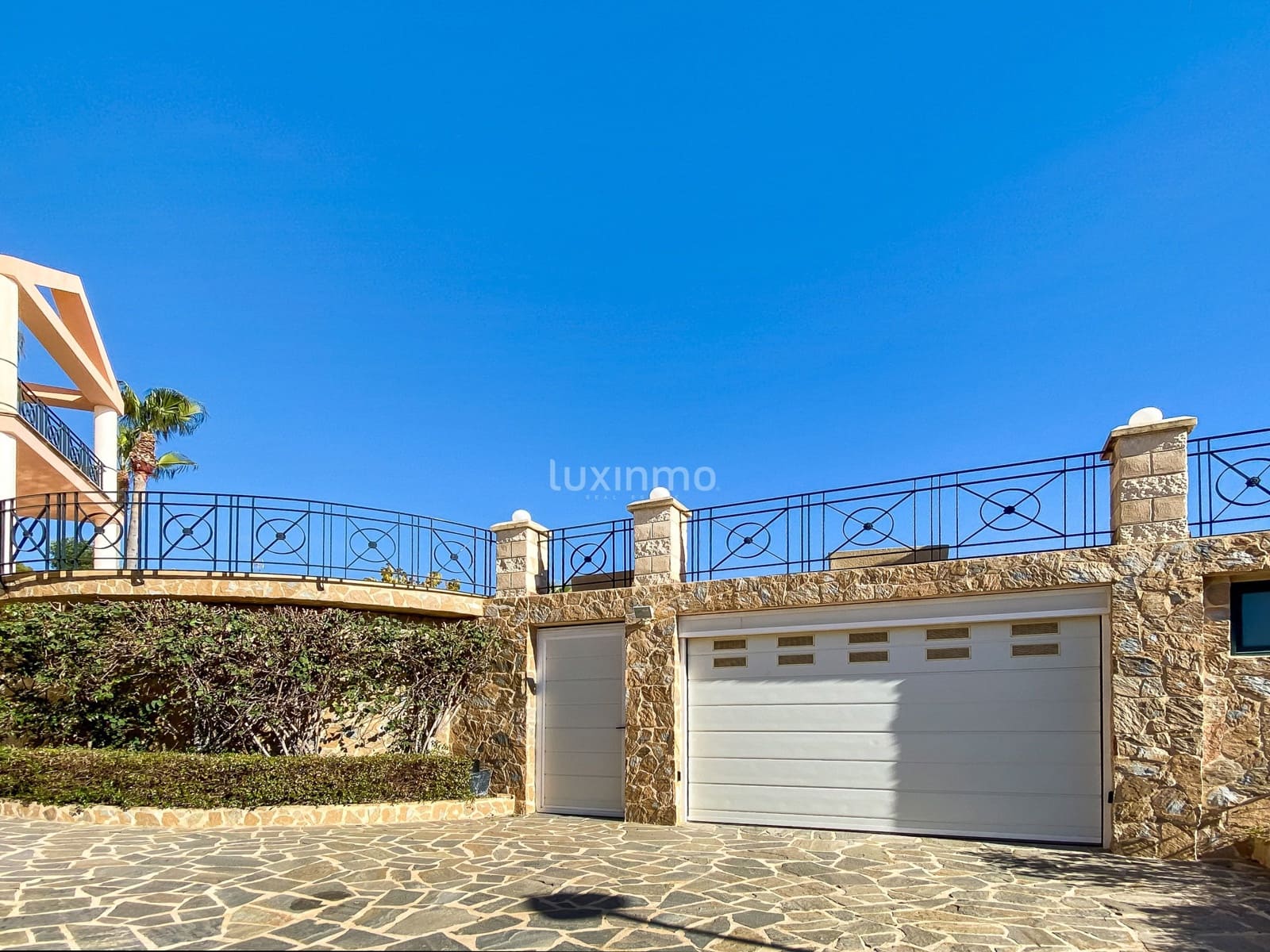 Chalet de 6 habitaciones en Calpe / Calp en venta con piscina garaje - 1.475.000 € (Ref: 10079652)