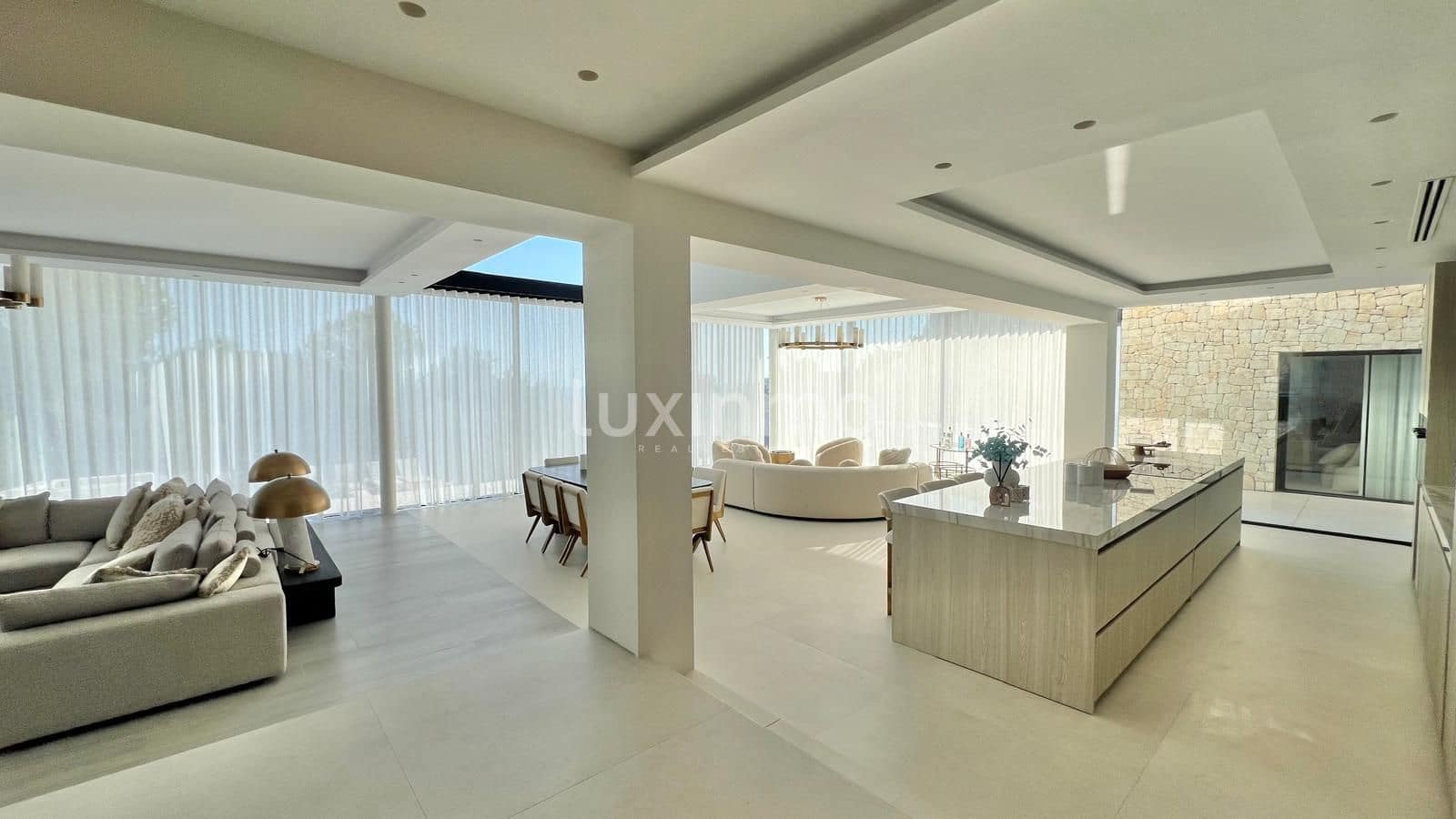 7 chambre Villa/Maison à vendre à Can Furnet avec piscine garage - 8 500 000 € (Ref: 10079657)