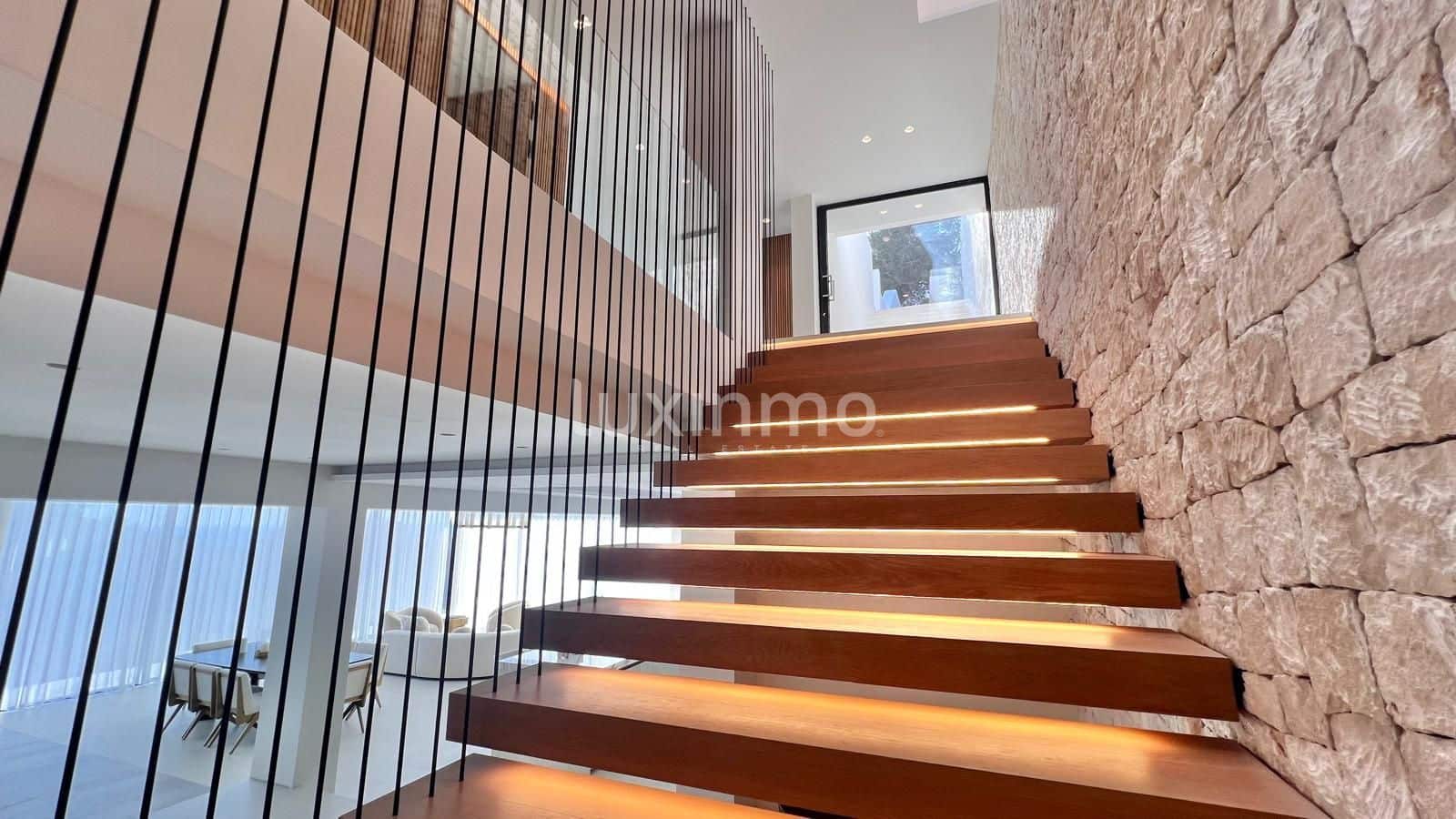 7 chambre Villa/Maison à vendre à Can Furnet avec piscine garage - 8 500 000 € (Ref: 10079657)