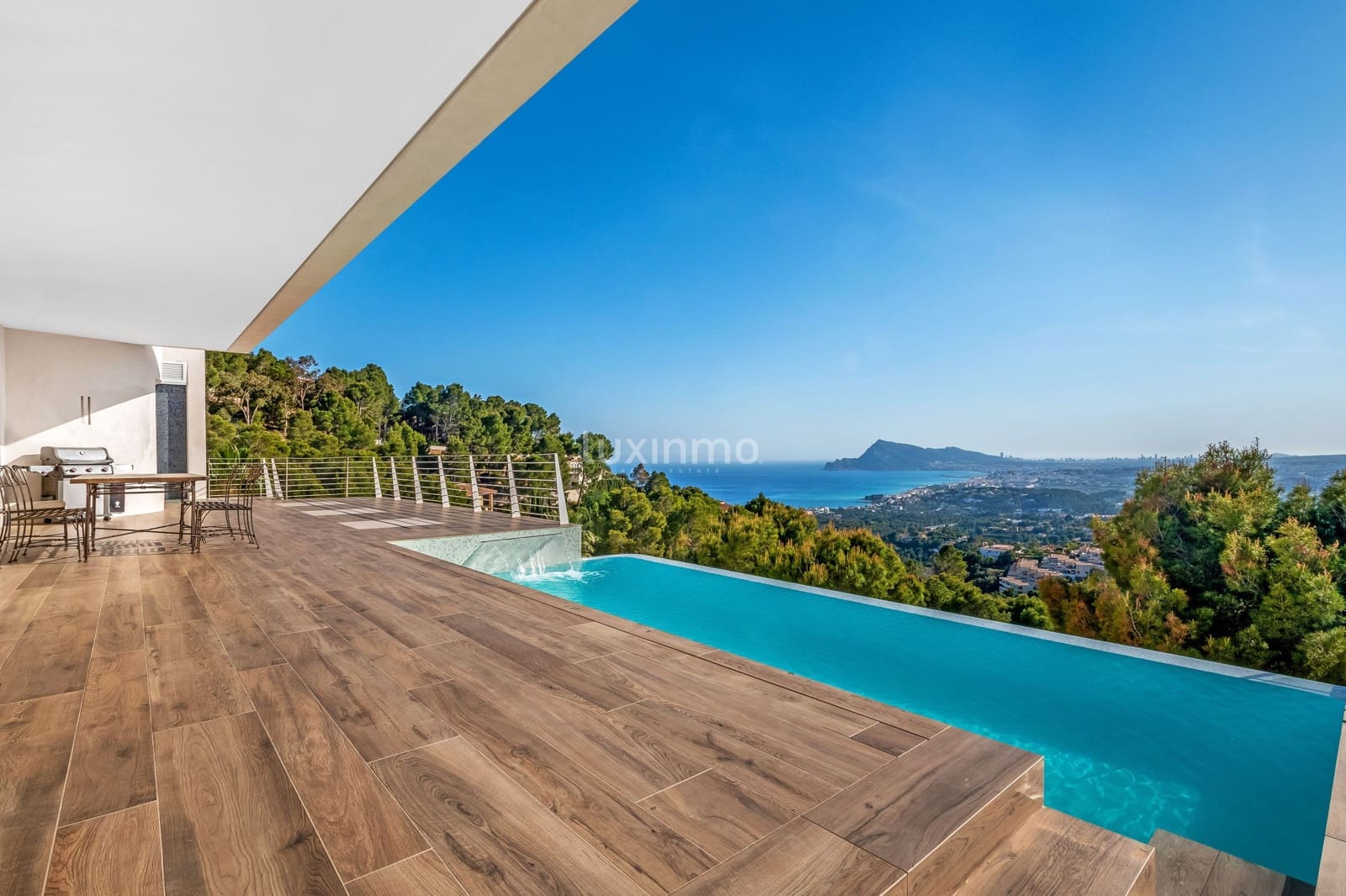Chalet de 3 habitaciones en Altea en venta con piscina garaje - 1.750.000 € (Ref: 10079659)