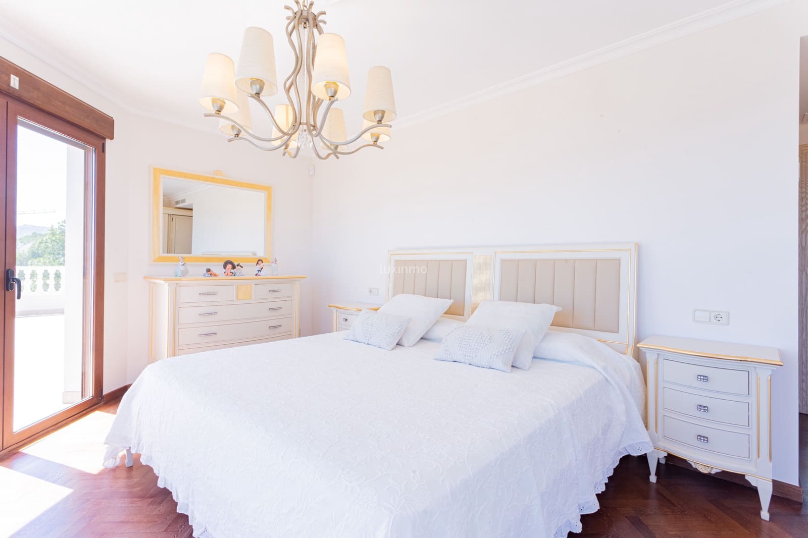 Chalet de 5 habitaciones en Benissa en venta con piscina garaje - 2.930.000 € (Ref: 10079660)