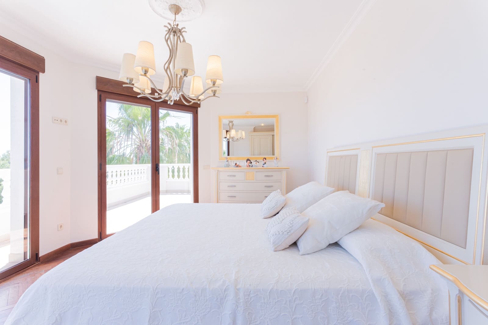 Chalet de 5 habitaciones en Benissa en venta con piscina garaje - 2.930.000 € (Ref: 10079660)