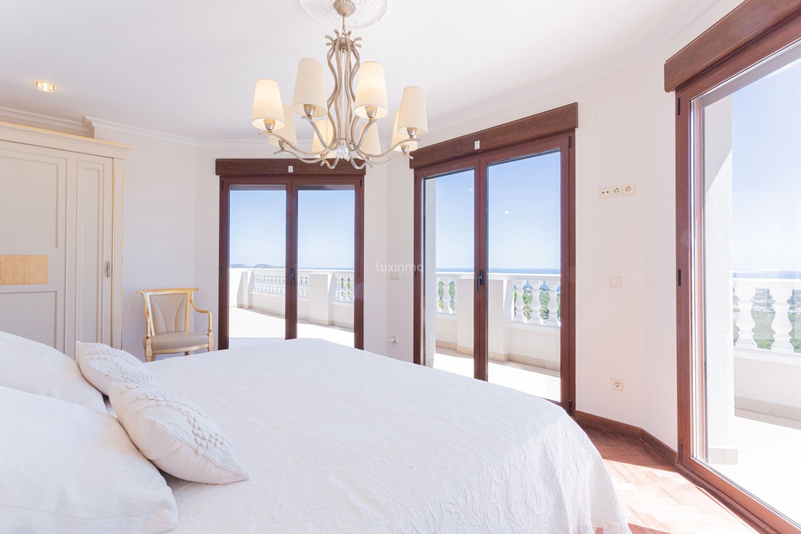 Chalet de 5 habitaciones en Benissa en venta con piscina garaje - 2.930.000 € (Ref: 10079660)