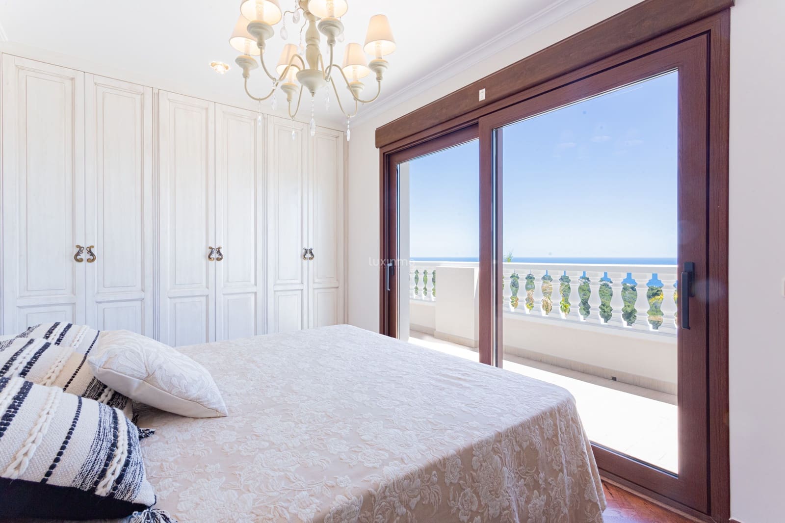 Chalet de 5 habitaciones en Benissa en venta con piscina garaje - 2.930.000 € (Ref: 10079660)