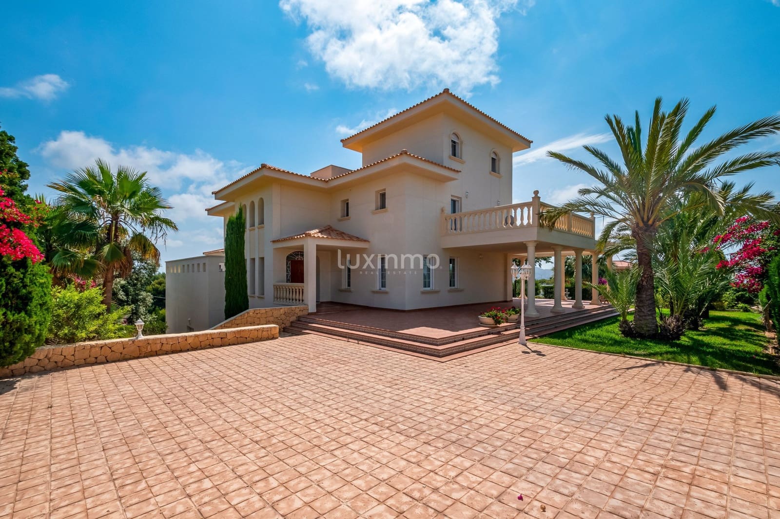 7 sovrum Villa till salu i Benidorm med pool garage - 1 635 000 € (Ref: 10079662)