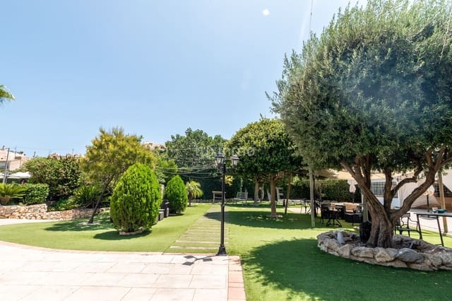7 soverom Villa til salgs i Altea med svømmebasseng - € 1 950 000 (Ref: 10079663)