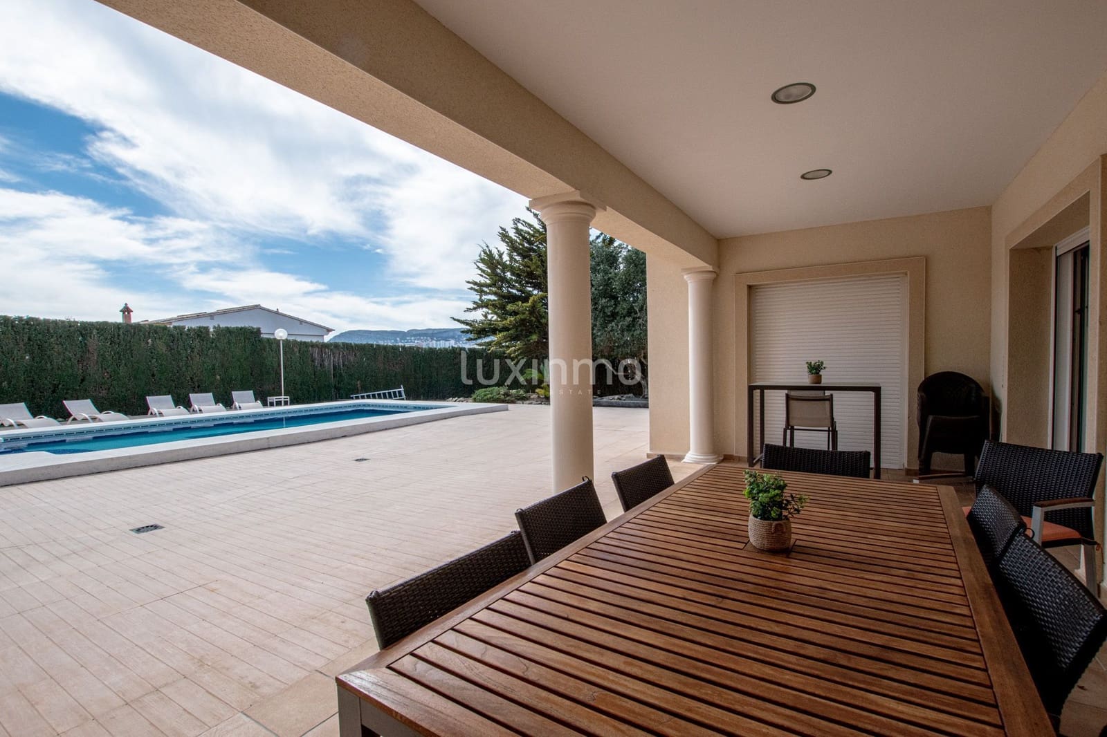 4 Zimmer Villa zu vermieten in Calpe / Calp mit Pool Garage - 4.300 € (Ref: 10079665)