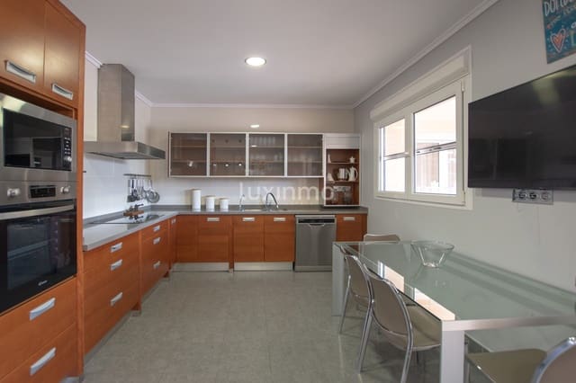 4 Zimmer Villa zu vermieten in Calpe / Calp mit Pool Garage - 4.300 € (Ref: 10079665)