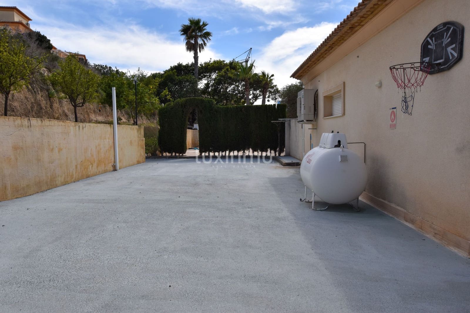 4 Zimmer Villa zu vermieten in Calpe / Calp mit Pool Garage - 4.300 € (Ref: 10079665)