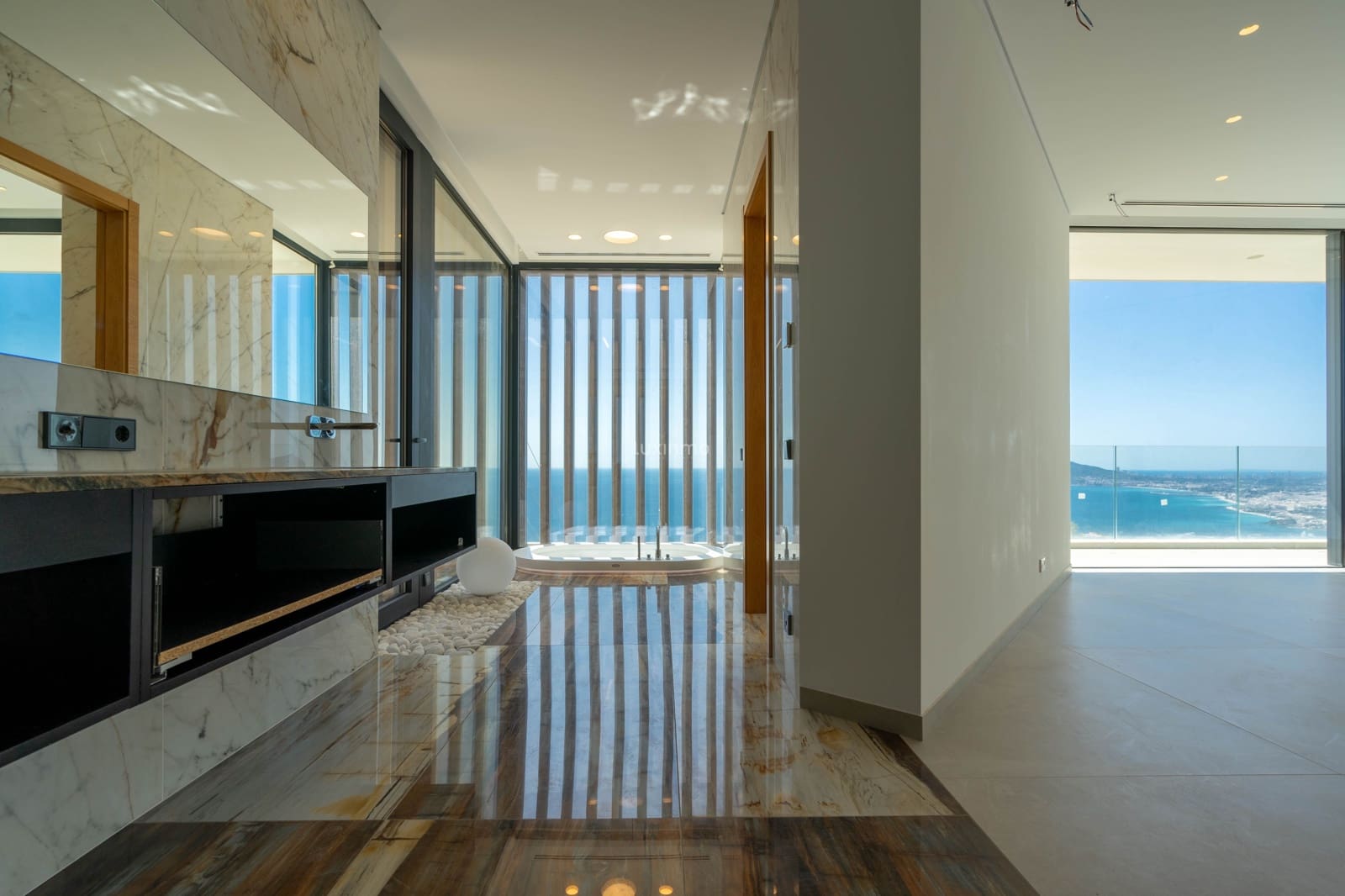 5 quarto Moradia para venda em Altea com piscina garagem - 4 100 000 € (Ref: 10079667)